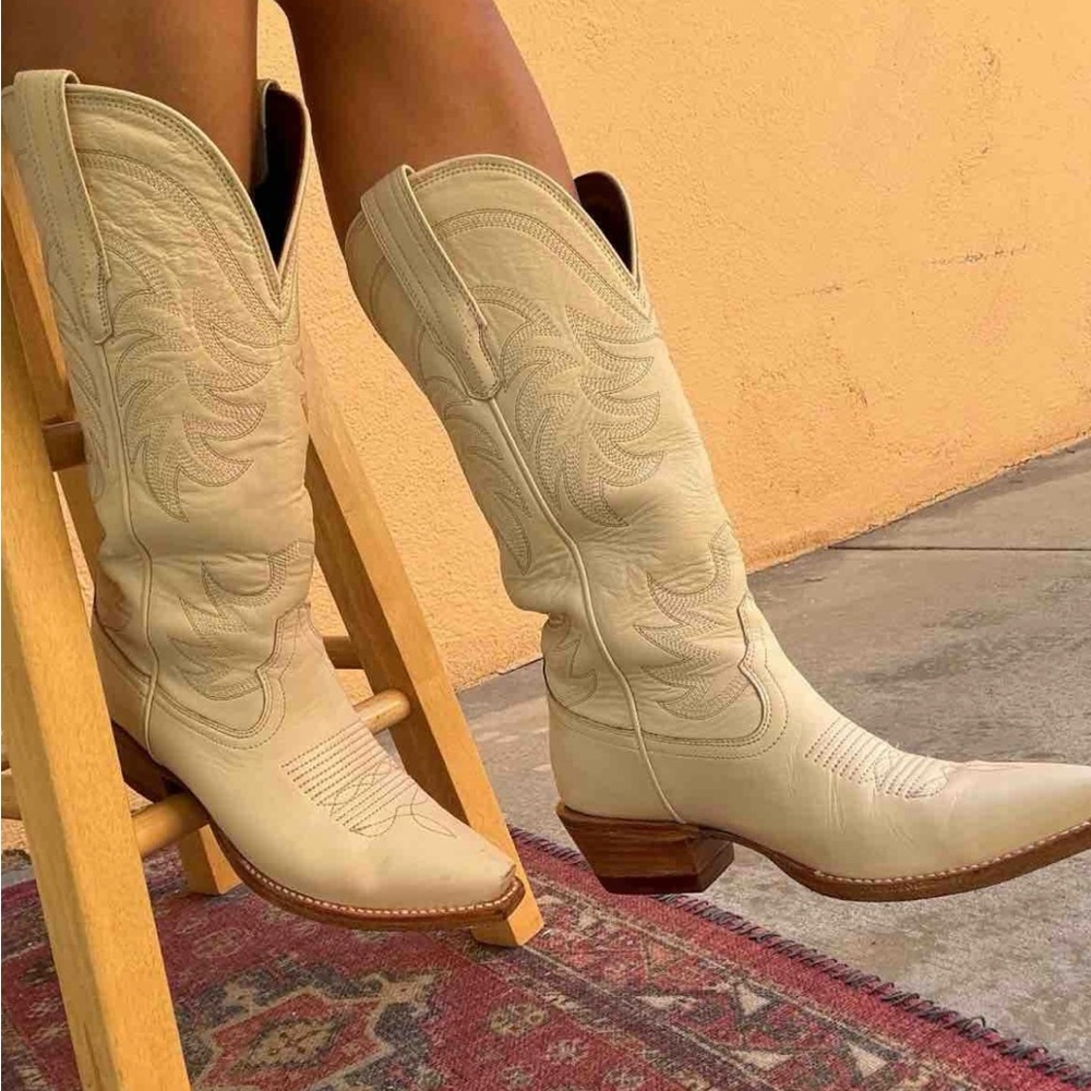 Marigold tecovas woman size 9
